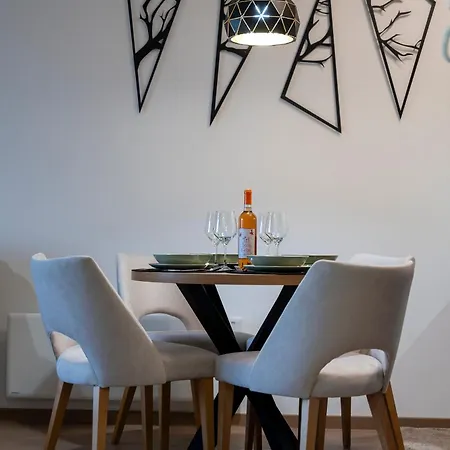 アパート Vrh Palisada ズラティボール